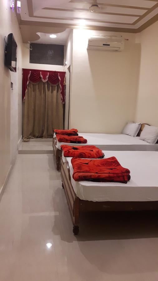 Hotel Lovely Аджмер Экстерьер фото