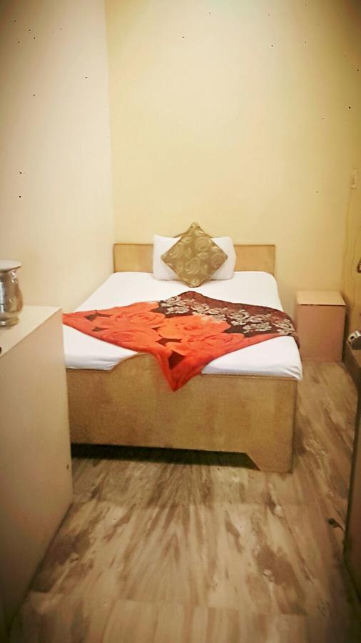 Hotel Lovely Аджмер Экстерьер фото