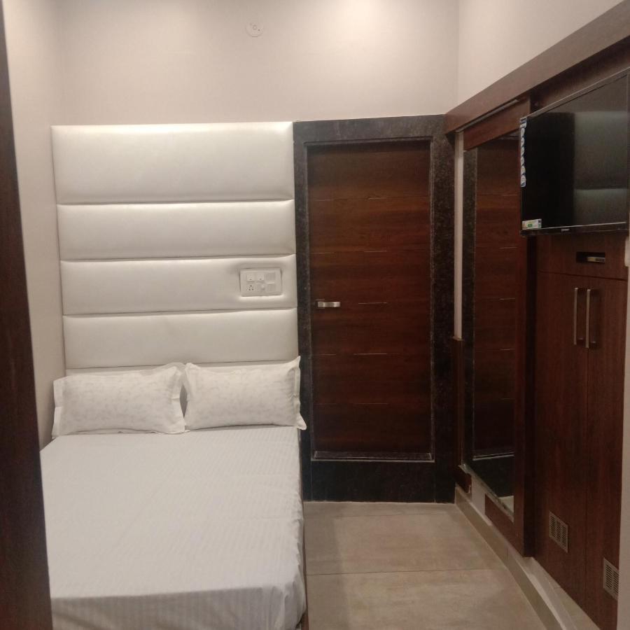 Hotel Lovely Аджмер Экстерьер фото